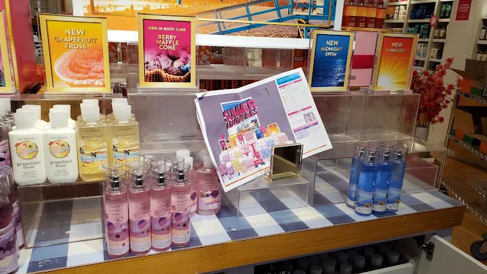 Bath & Body Works 8