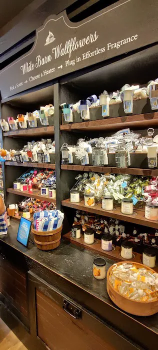 Bath & Body Works 1