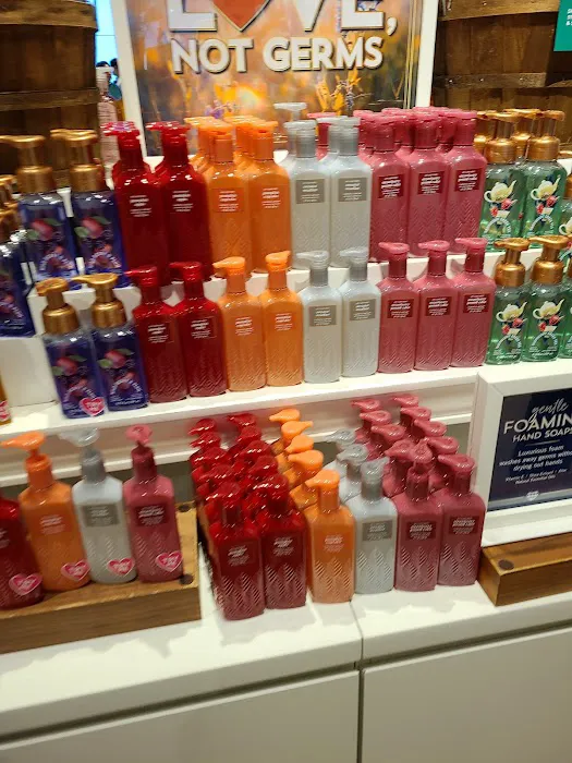 Bath & Body Works 3
