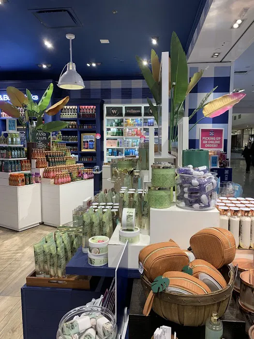 Bath & Body Works 7