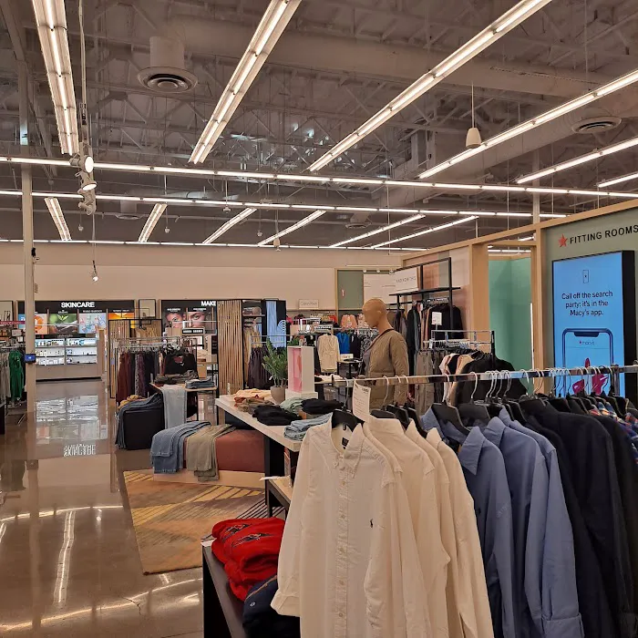 Macy's 9