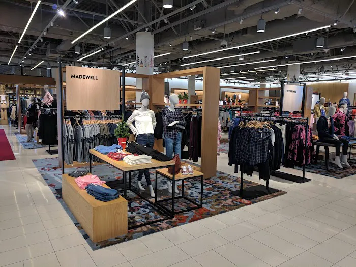 Nordstrom 4