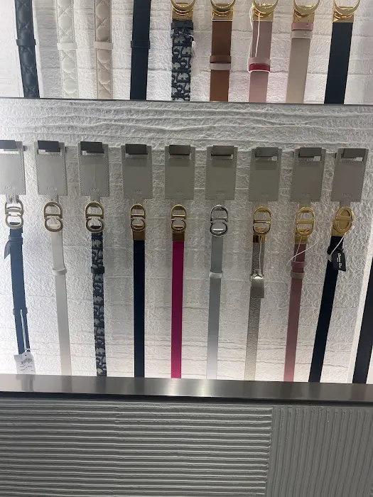 DIOR San Diego Fashion Valley 5