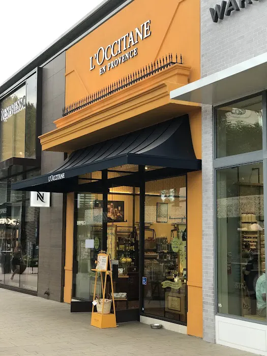 UNVERSITY TOWN CENTER, CA 9