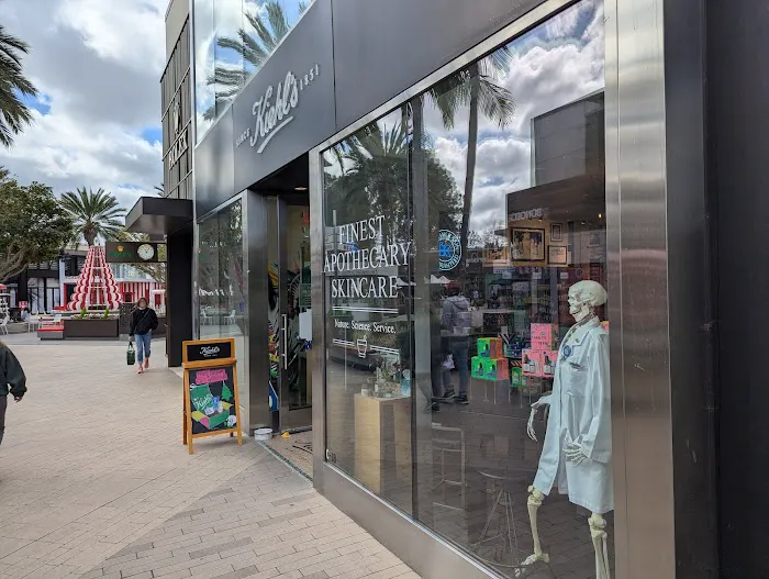 Kiehl's Since 1851 5