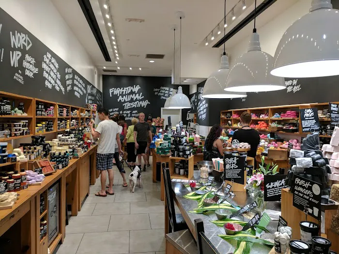 Lush Cosmetics UTC San Diego 2