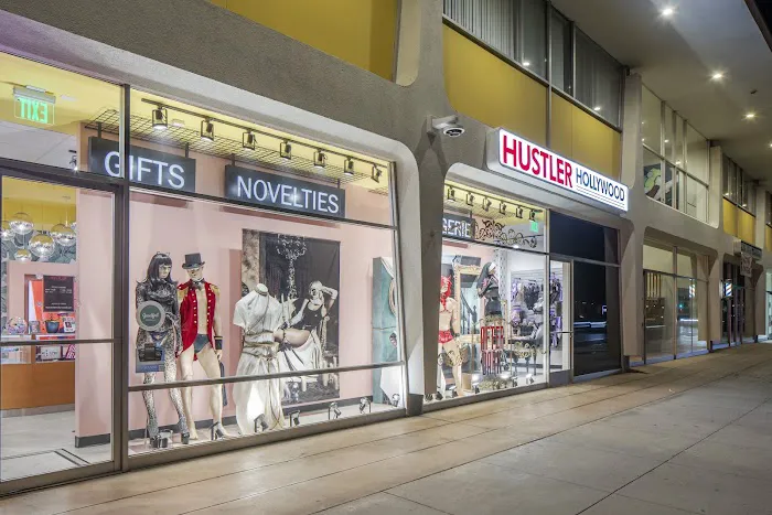 HUSTLER® Hollywood 3
