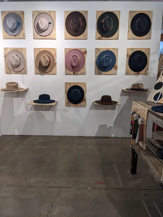 Mojave Flea Trading Post 9
