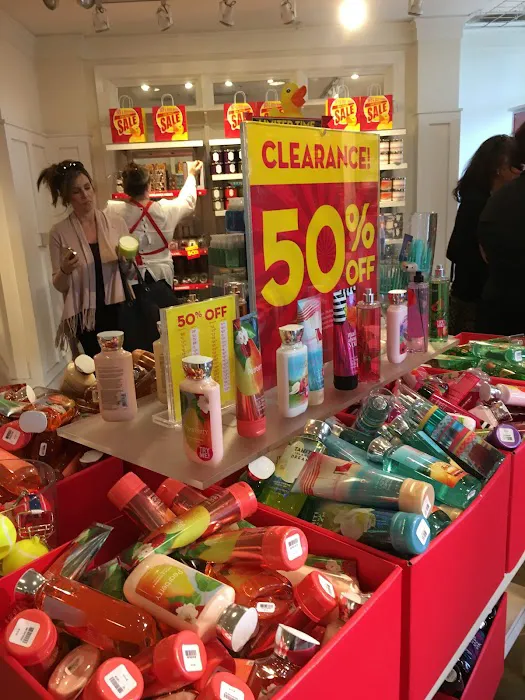 Bath & Body Works 1