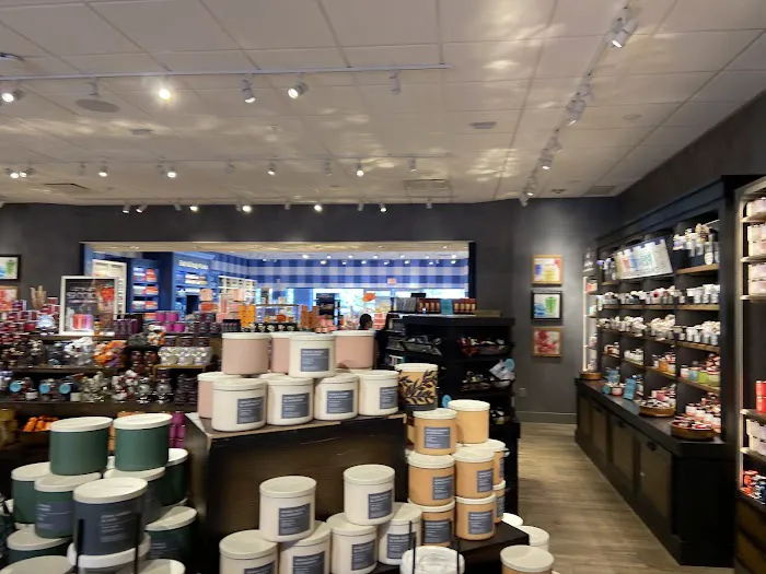 Bath & Body Works 1