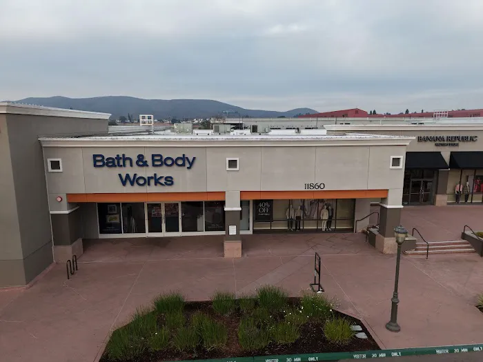 Bath & Body Works 9