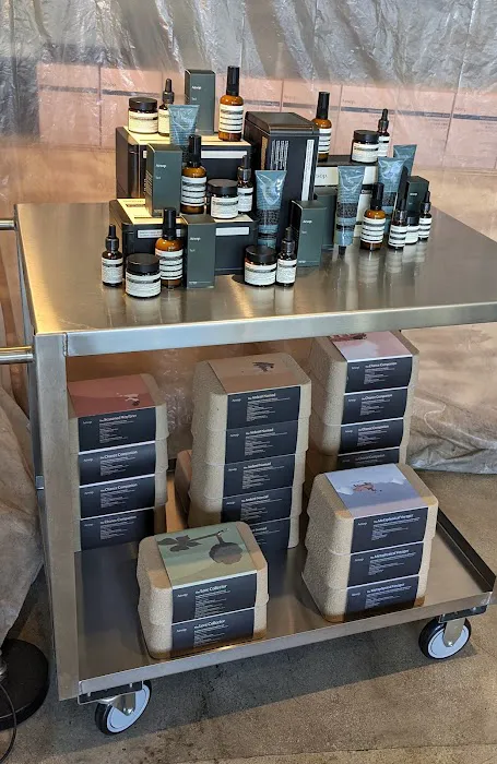 Aesop Fairfax 8