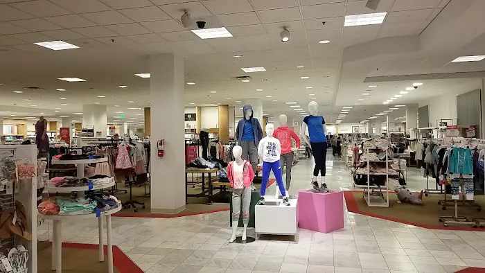 Macy's 0
