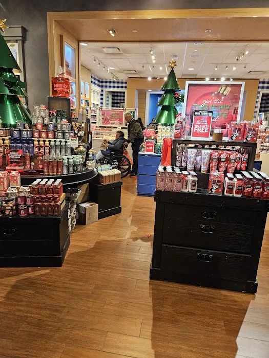 Bath & Body Works 2