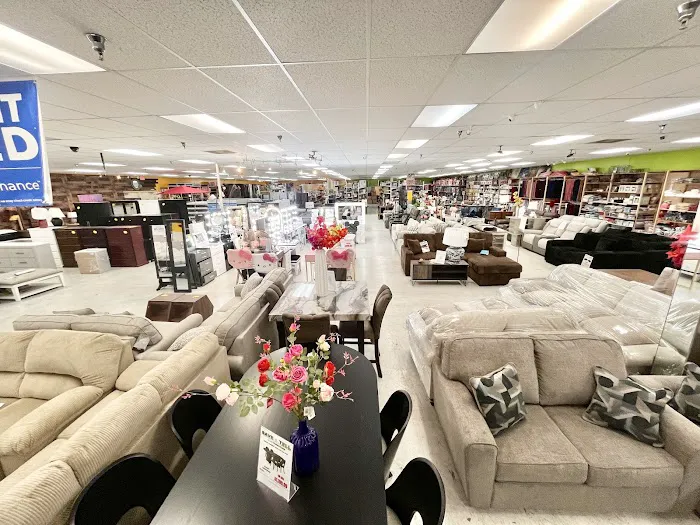 Save & Tell Outlet and Furniture 0