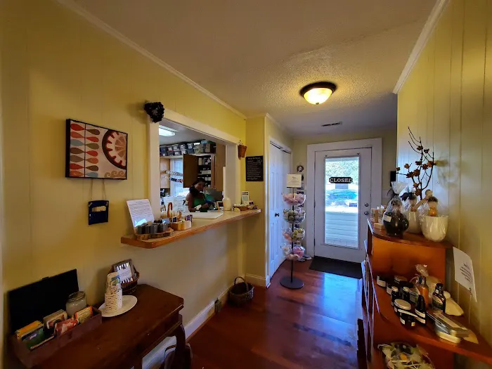 The Aromatherapy Shoppe 3