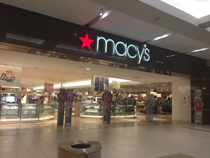 Macy's 0