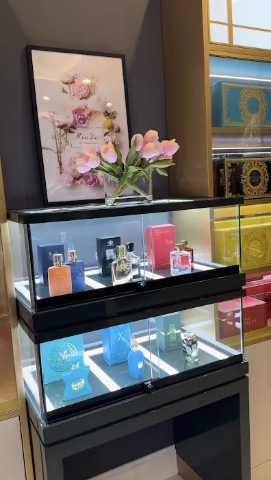 Perfume Addict 3