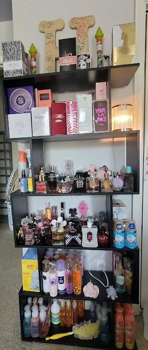 Perfume Addict 9