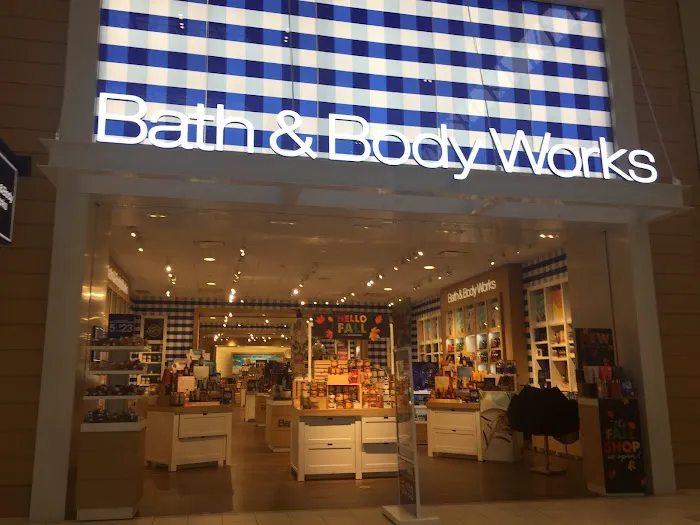 Bath & Body Works 1