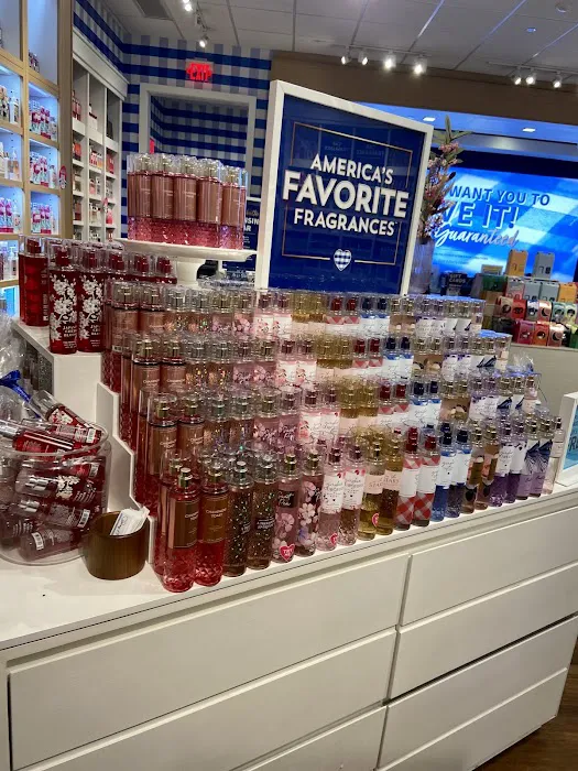 Bath & Body Works 9