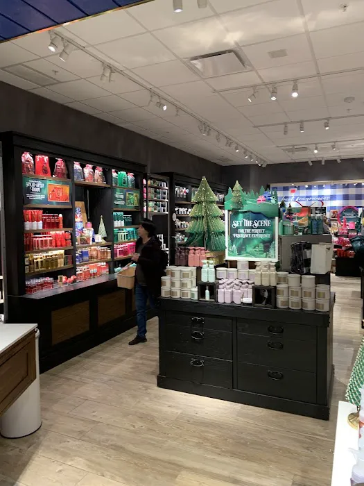 Bath & Body Works 6