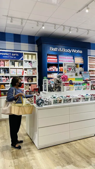 Bath & Body Works 9