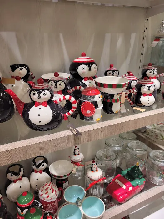 T.J. Maxx & HomeGoods 1