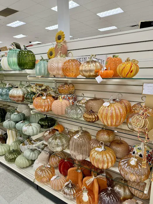 T.J. Maxx & HomeGoods 8