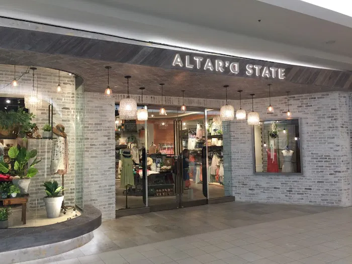 Altar'd State Lynnhaven Mall 6