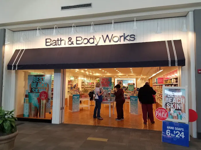 Bath & Body Works 1