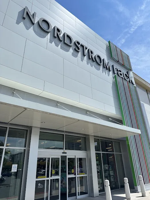 Nordstrom Rack 0