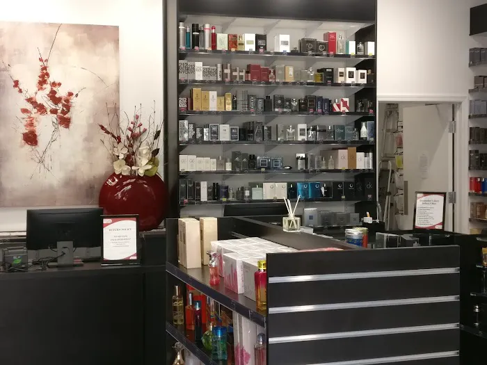 Perfumes 4U 7