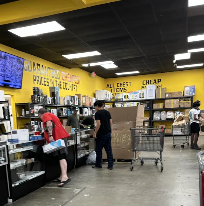 Treasure Hunt Liquidators Bin Mega Store 8