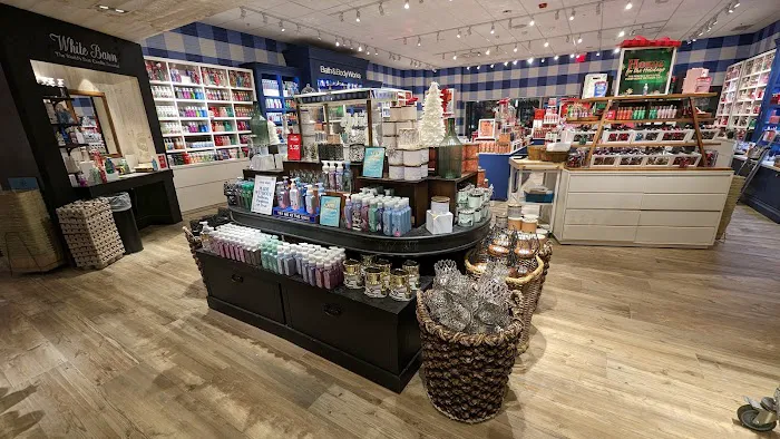Bath & Body Works 1