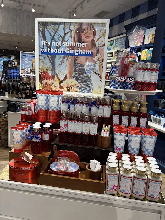Bath & Body Works 2