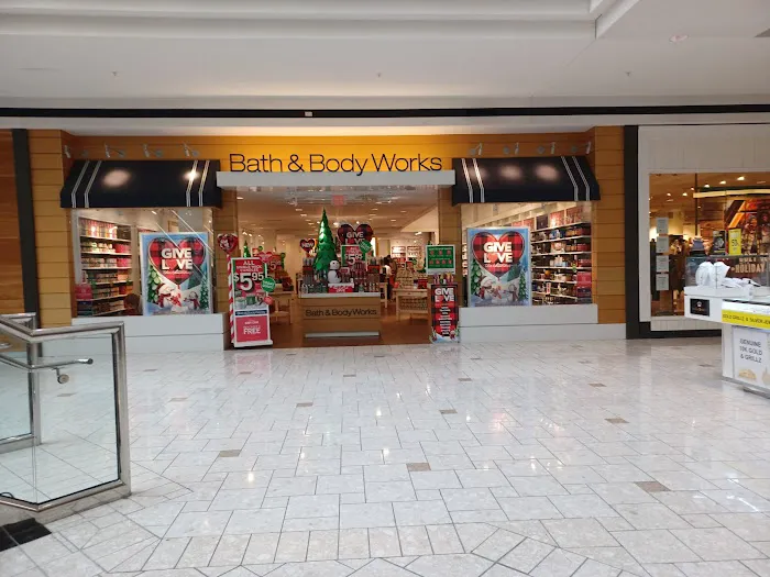 Bath & Body Works 2