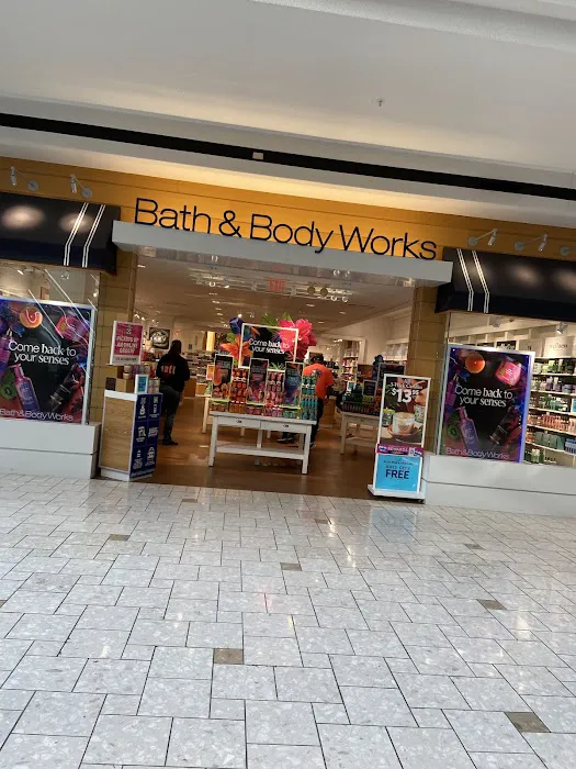 Bath & Body Works 4