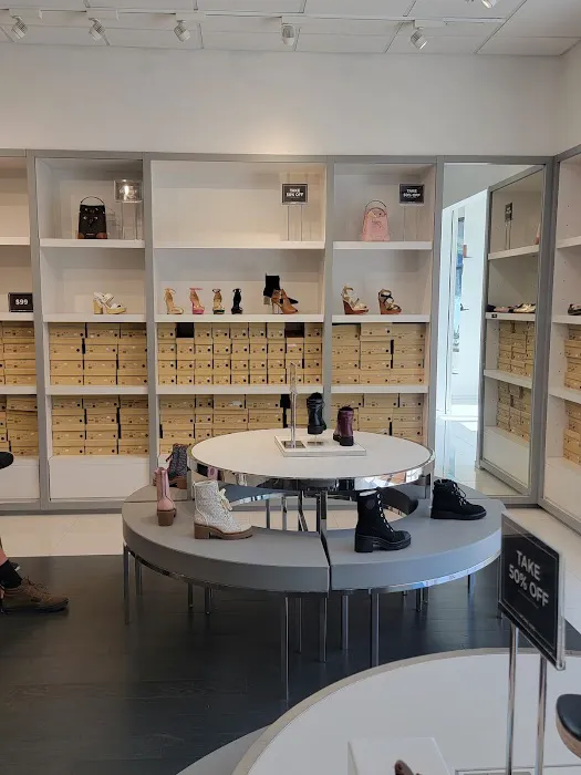 Michael Kors Outlet 8