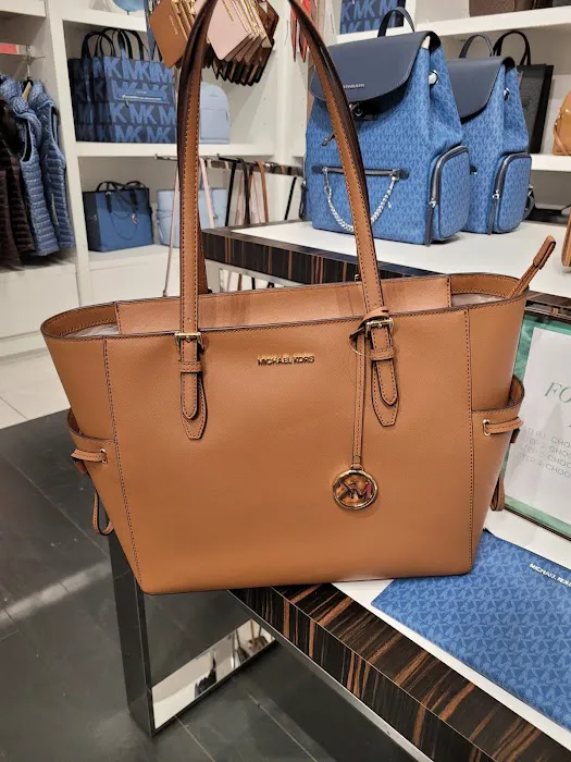 Michael Kors Outlet 9