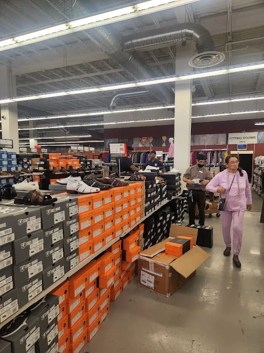 K&G Fashion Superstore 1