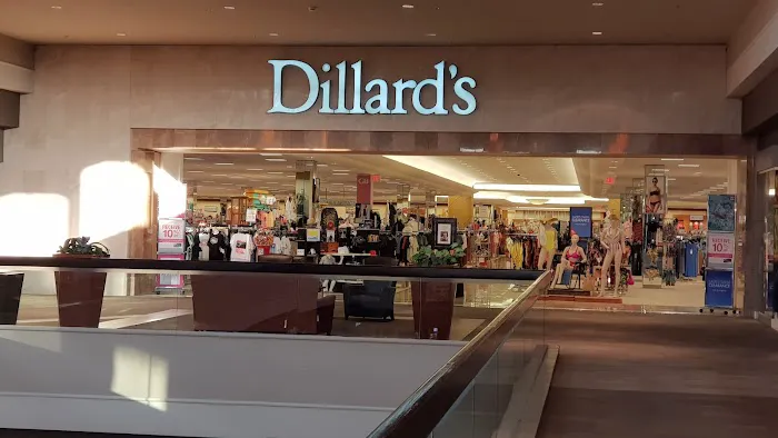 Dillard's: Greenbrier Mall 3