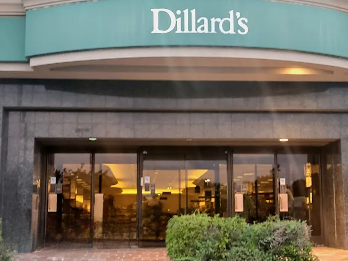 Dillard's: Greenbrier Mall 9