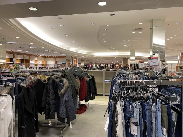 Macy's 4