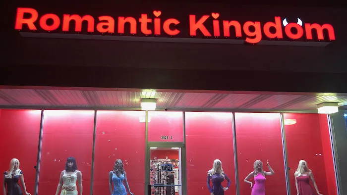 Romantic Kingdom - Couple's Megastore 2