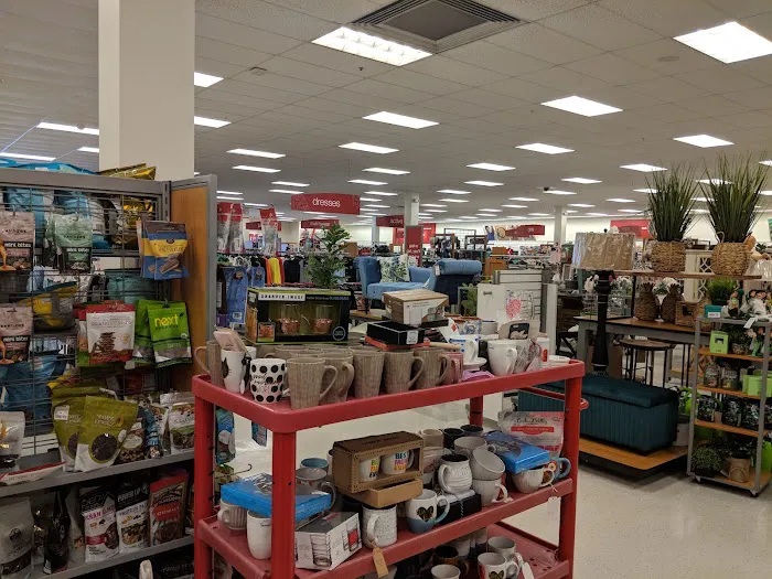 T.J. Maxx 9