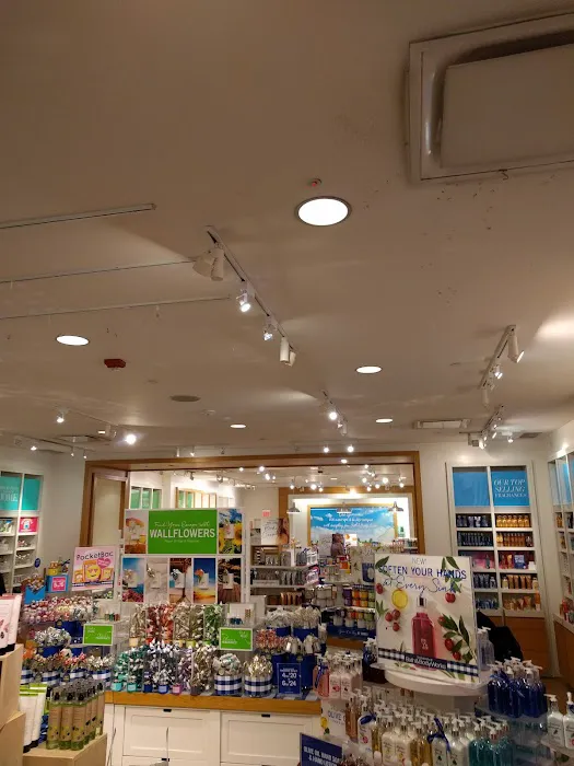 Bath & Body Works 2