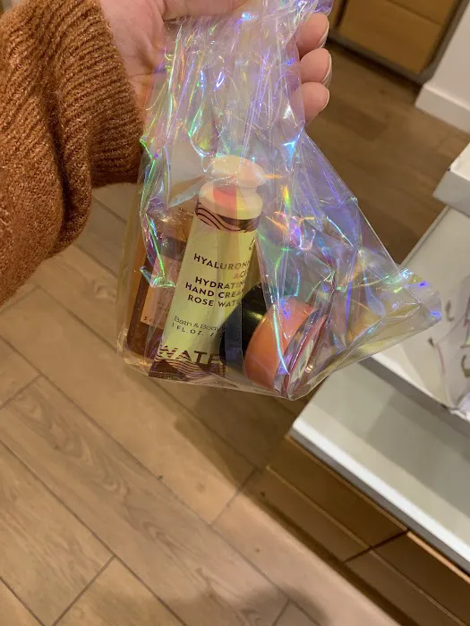Bath & Body Works 4