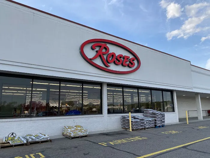 Roses Discount Store 0