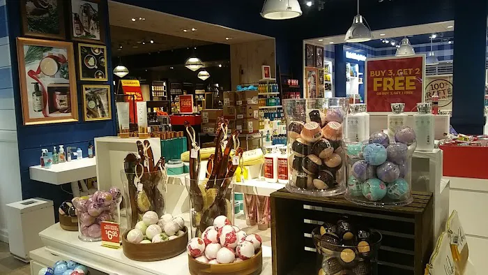 Bath & Body Works 6
